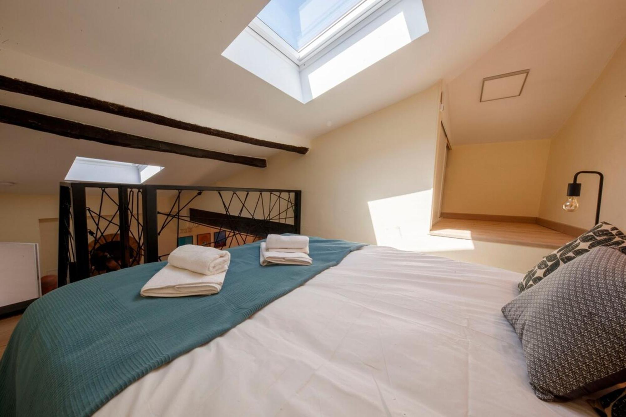 06A2 - Heart Of Old Nice Beautiful Renovated Apartment Buitenkant foto