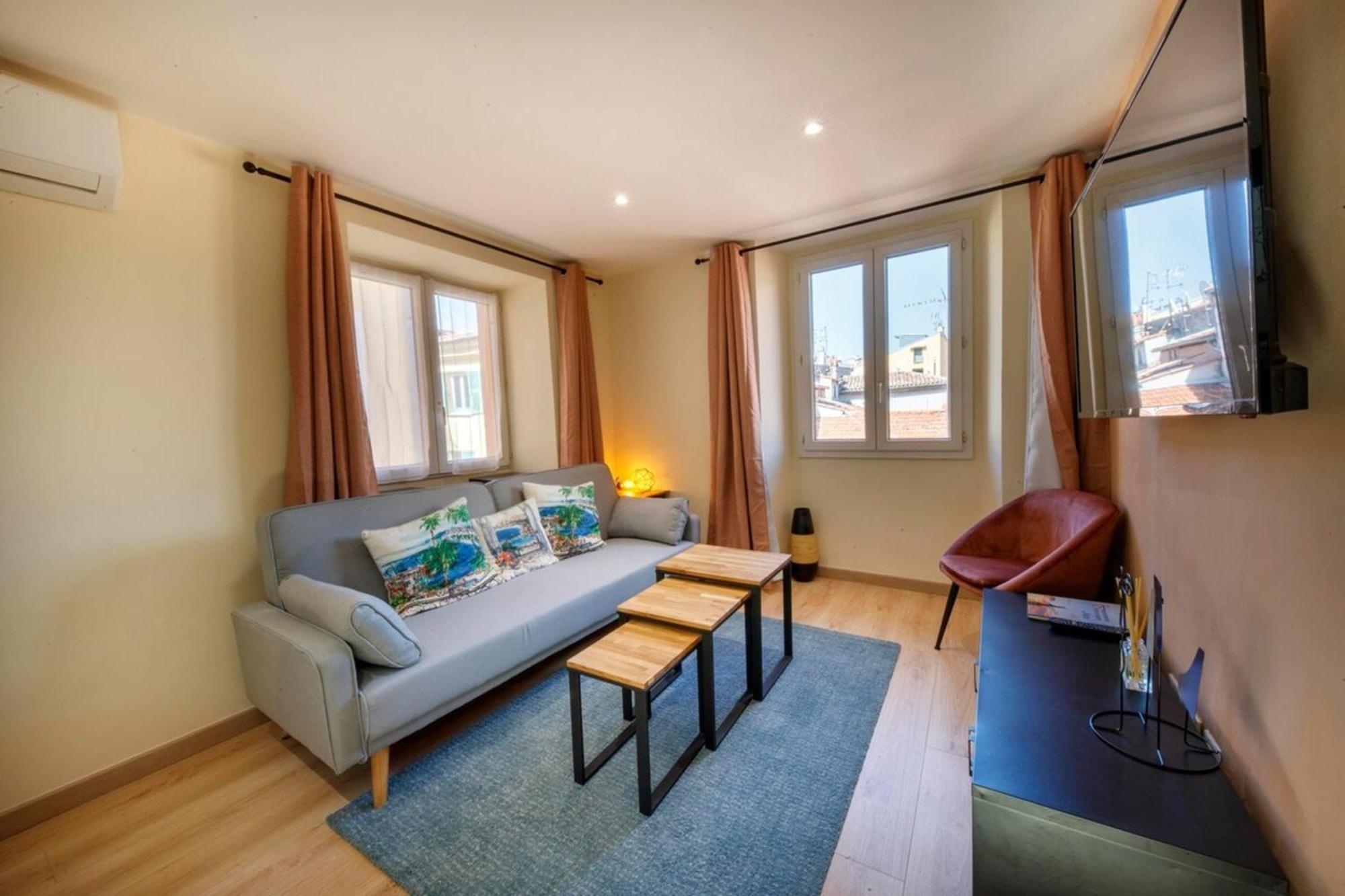 06A2 - Heart Of Old Nice Beautiful Renovated Apartment Buitenkant foto