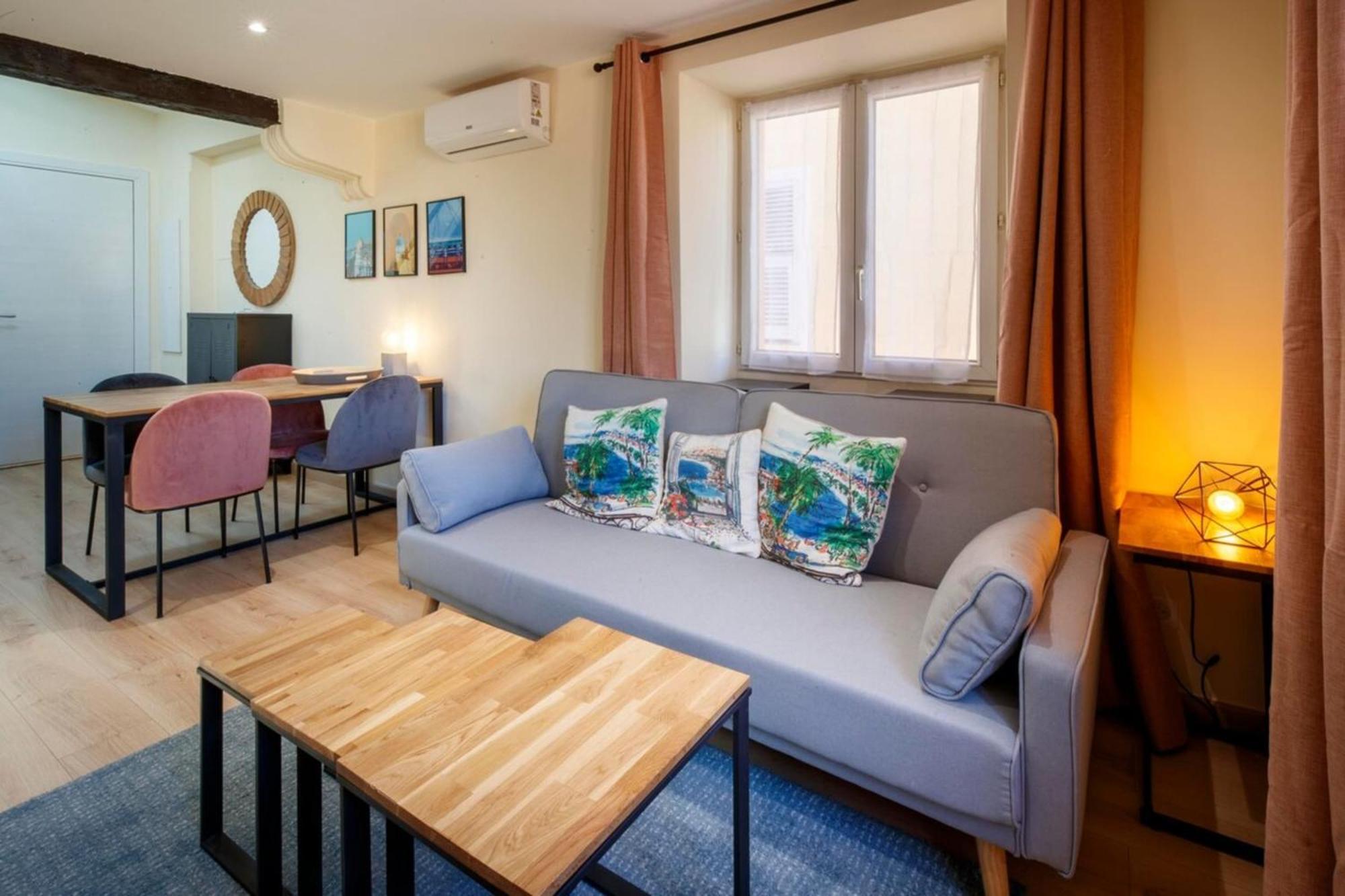 06A2 - Heart Of Old Nice Beautiful Renovated Apartment Buitenkant foto