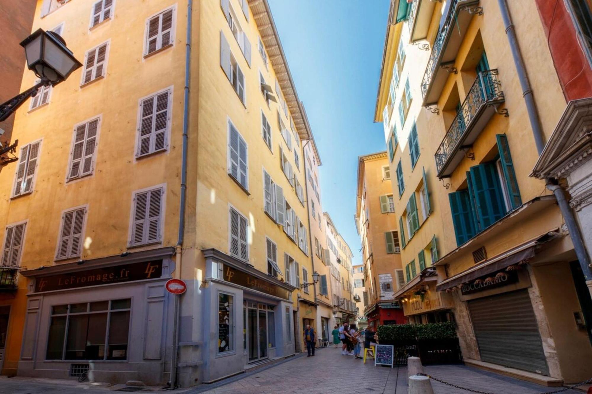 06A2 - Heart Of Old Nice Beautiful Renovated Apartment Buitenkant foto