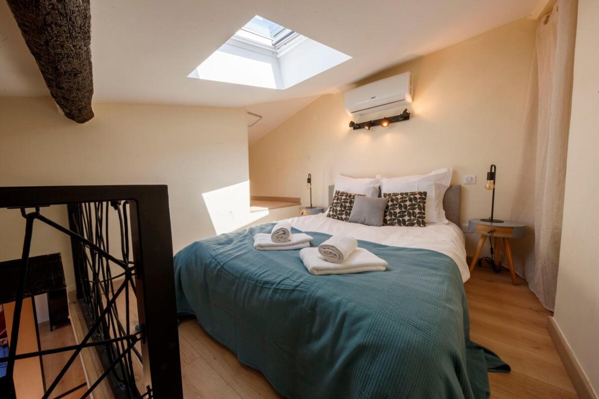 06A2 - Heart Of Old Nice Beautiful Renovated Apartment Buitenkant foto
